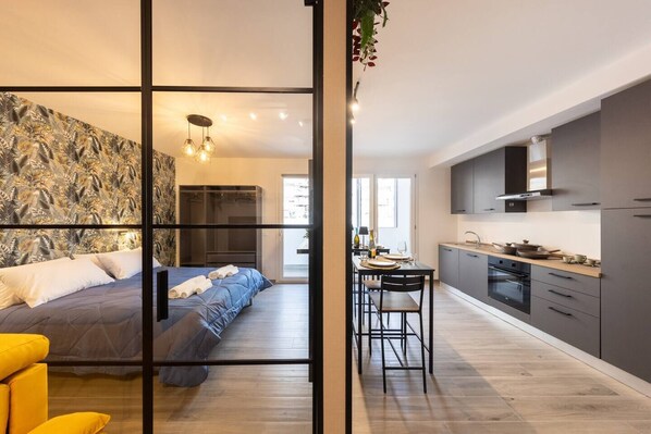 1 camera, ferro/asse da stiro, Wi-Fi, lenzuola