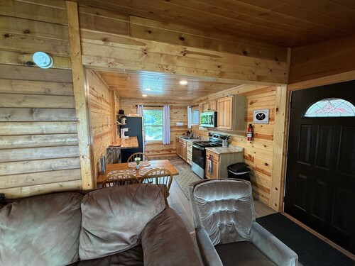 Shady Rest Cabin #1, Sunset Views, Beach, Pets Welcome, Swimming, Firepit