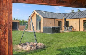 Terrace/patio - Cozy home in Glesborg with sauna (Glesborg)