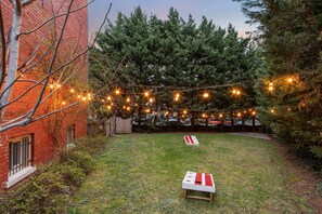 Property grounds - 3 DC Homes | Host Up to 30 Guests (Washington)