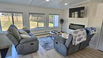 Smart TV, fireplace, video games, DVD player