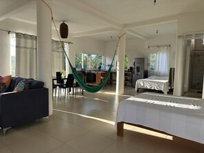 1 bedroom, desk, free WiFi, bed sheets