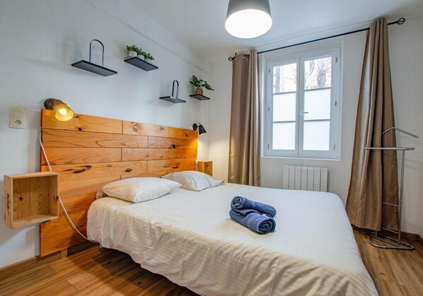 2 habitaciones, cuna de viaje y wifi gratis