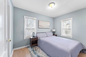 1 bedroom, free WiFi, bed sheets