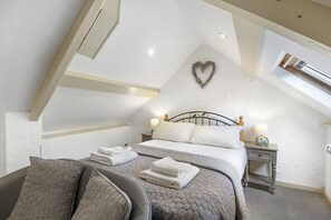 1 chambre, fer et planche à repasser, Wi-Fi gratuit, draps fournis