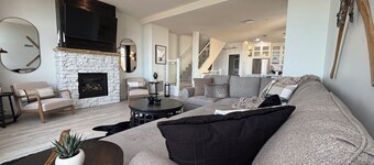 🎄Winter Wonderland  Ski In/Out 3.5 bedroom Mountain Oasis and Golfers Paradise🎄