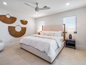 4 bedrooms, iron/ironing board, WiFi, bed sheets - The Nancy - A Scottsdale Oasis (Scottsdale)