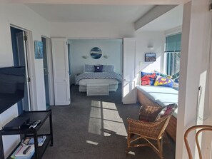 4 chambres, fer et planche à repasser, Wi-Fi, draps fournis
