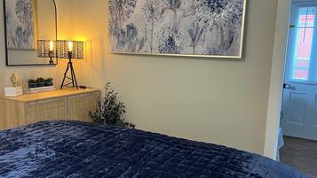 2 bedrooms, free WiFi, bed sheets