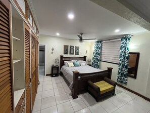 3 chambres, bureau, fer et planche à repasser, Wi-Fi