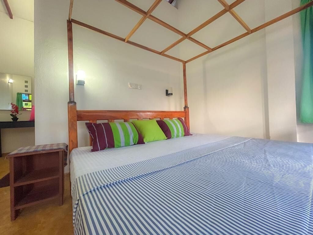 Triple Room, Beach View | Free WiFi