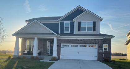 Cozy 1-BR Basemnt apartment AC, WiFi, Private full bath and Kitchen