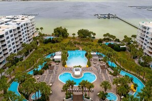 Een verwarmd zwembad