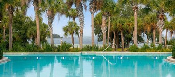 Pelican 307: Your VIP Beach Getaway Awaits! Lazy River + Free Golf