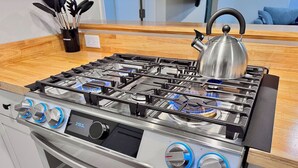 Fridge, microwave, oven, stovetop - 3Min To Parris Island. Pets Yes (Port Royal)