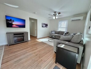 テレビ、ステレオ