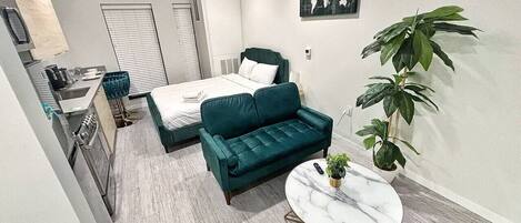 1 間睡房、熨斗/熨衫板、Wi-Fi