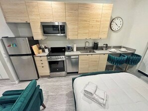 1 間睡房、熨斗/熨衫板、Wi-Fi