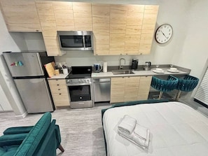 1 bedroom, iron/ironing board, WiFi