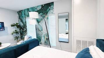 1 bedroom, WiFi, bed sheets