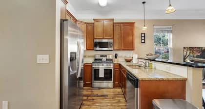 Midtown Home, Pets Welcome!