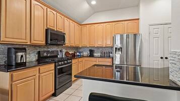 Fridge, oven, dishwasher