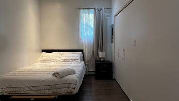 1 bedroom, iron/ironing board, WiFi, bed sheets