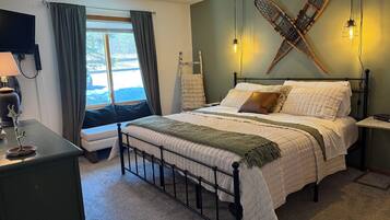 5 bedrooms, iron/ironing board, travel crib, free WiFi