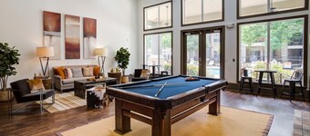 Winter Modern Stay: Family & Corporate Friendly