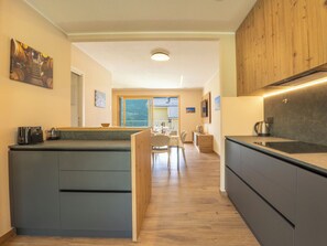 Fridge, microwave, dishwasher, cookware/dishes/utensils - Guarnelle House 2 by Interhome (Valtellina)