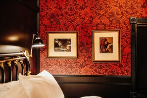 1 chambre, fer et planche à repasser, Wi-Fi gratuit, draps fournis