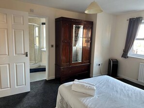 4 habitaciones, wifi y ropa de cama