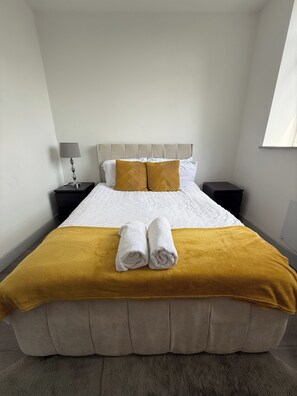 1 chambre, fer et planche à repasser, Wi-Fi, draps fournis