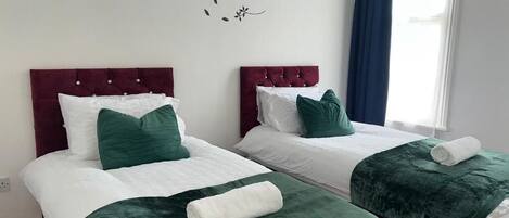 2 bedrooms, WiFi, bed sheets