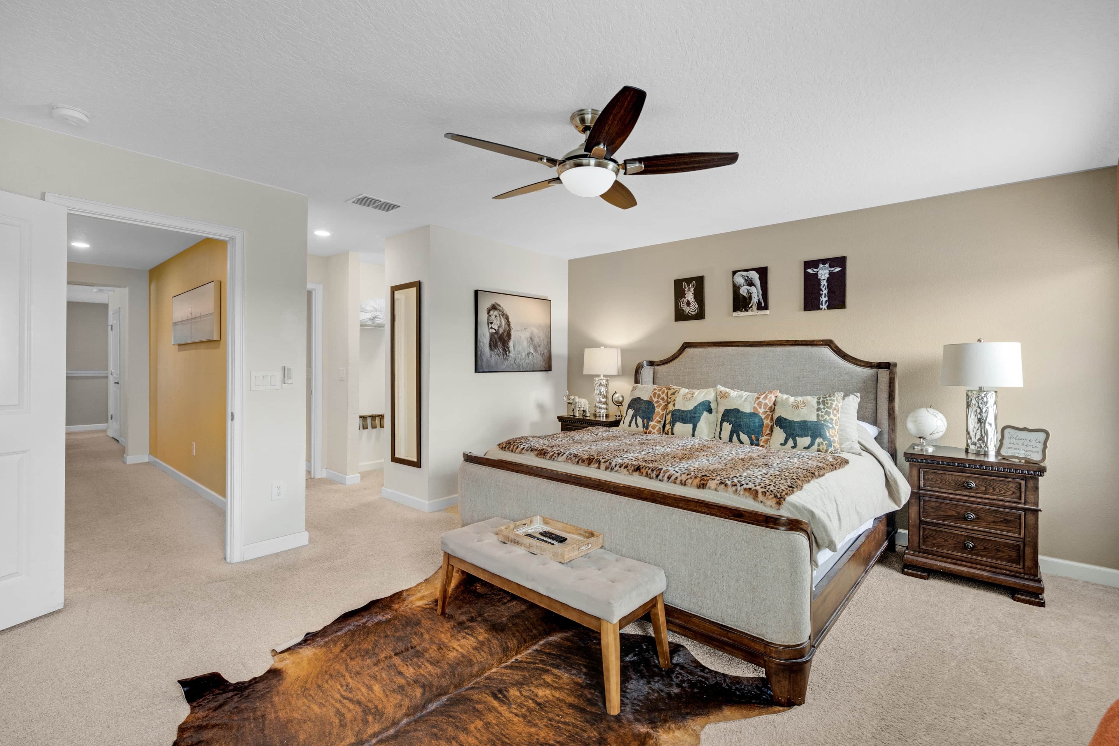 6 bedrooms, iron/ironing board, WiFi, bed sheets