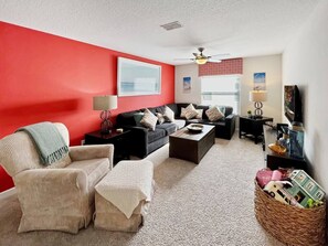 Télévision, baby-foot, table de tennis de table