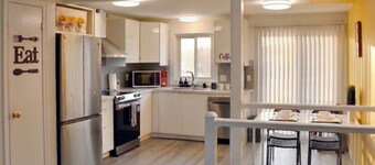 Cozy North End Barrie Home