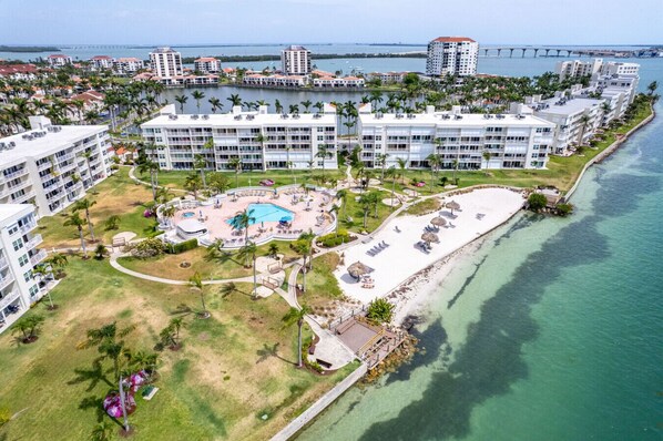 Exterior - Bahia Vista Ground Floor 2 Bedroom 131 (Isla Del Sol)