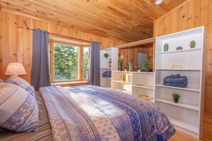 1 chambre, fer et planche à repasser, lit parapluie, Wi-Fi