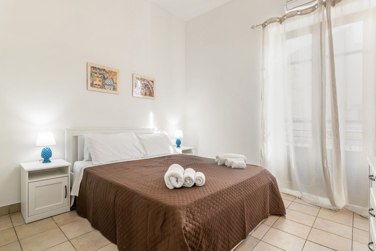 3 chambres, fer et planche à repasser, Wi-Fi, draps fournis