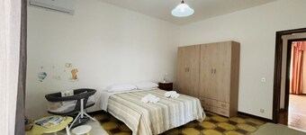 5 Minutes' Walk from the Beach, with Two Bedrooms