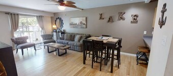Anchor Here- Cozy Waterfront Townhome, Perfect Getaway, Sandy Beach, Boat Slip