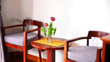 Deluxe Double Room, Balcony, Pool View | In-room dining