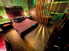 1 slaapkamer, een strijkplank/strijkijzer, wifi, beddengoed