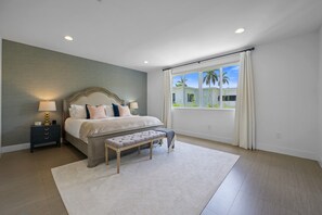 4 Schlafzimmer, Bügeleisen/Bügelbrett, WLAN, Bettwäsche