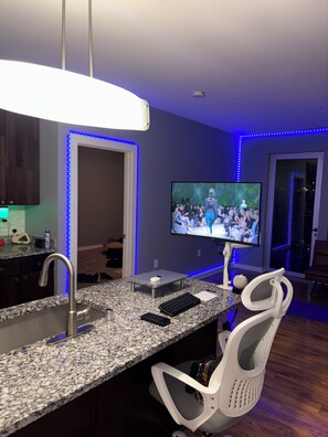 Interior - Minimal in every single way except for the view (Newport)