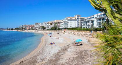 Spacious Duplex in Isla de Altea 5 minutes walk from the Cala de la Solsida