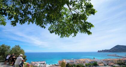 Spacious Duplex in Isla de Altea 5 minutes walk from the Cala de la Solsida