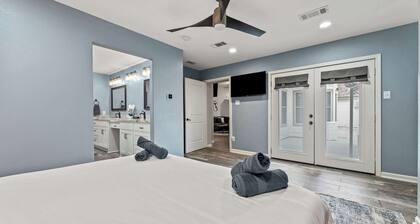 Luxurious Home with Great Pool Area