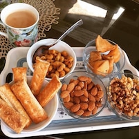 Buffet breakfast for a fee on weekends